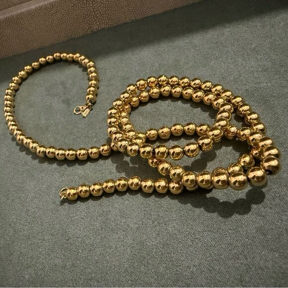 VINTAGE MONET GOLD-TONE BEADED NECKLACE – CLASSIC BOLD STATEMENT PIECE - Picture 4 of 17